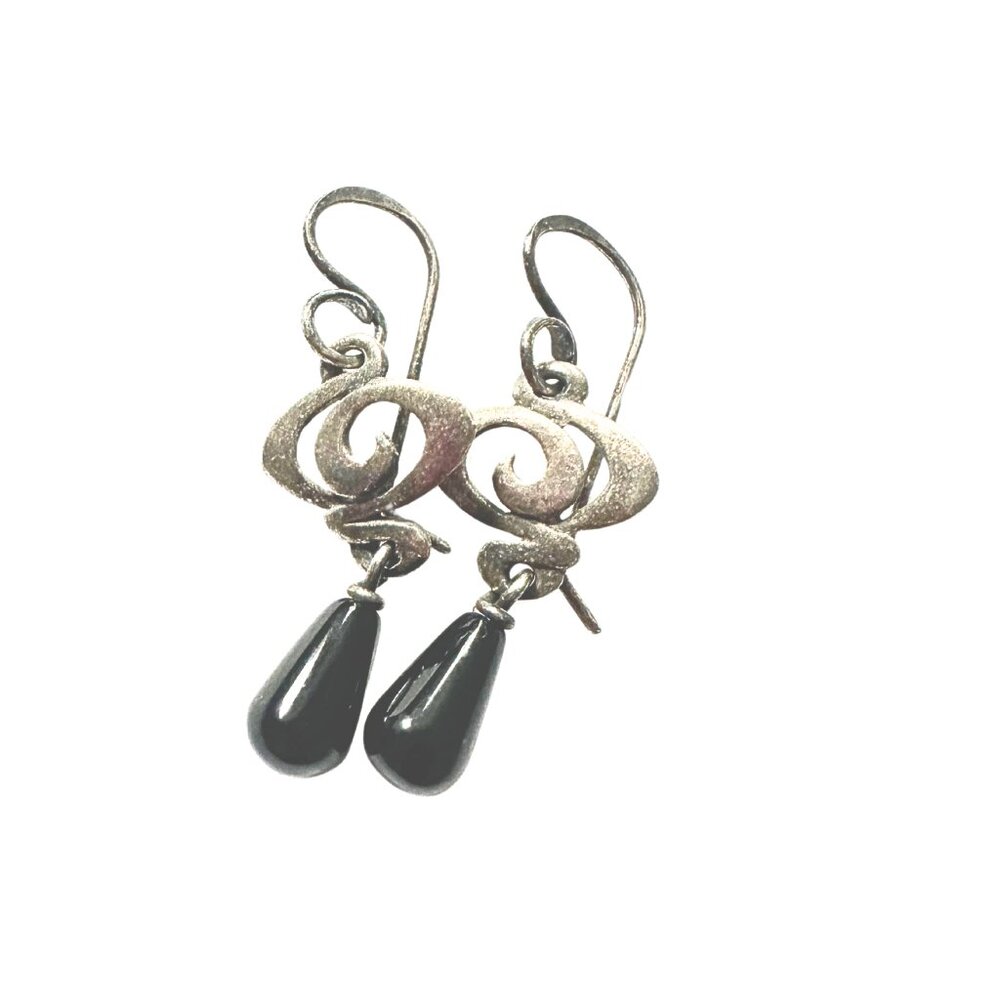 Graceful Swirls: Black Teardrop Earrings with Timeless Charm